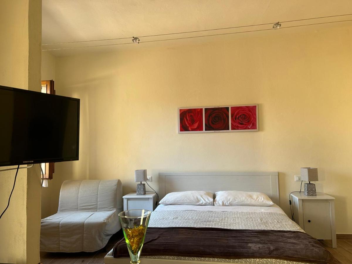 Apartment Nel Centro Della Citta ピストイア エクステリア 写真